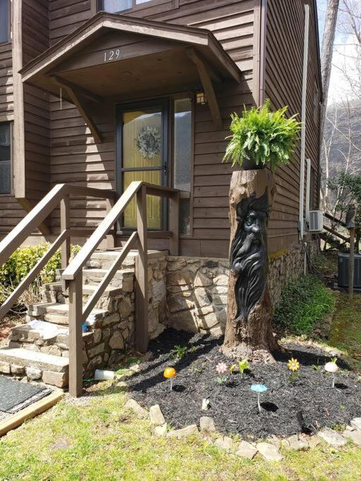 マギー・バレー J.Creek Retreat, Creekside Townhouse +1 Car Garageヴィラ エクステリア 写真
