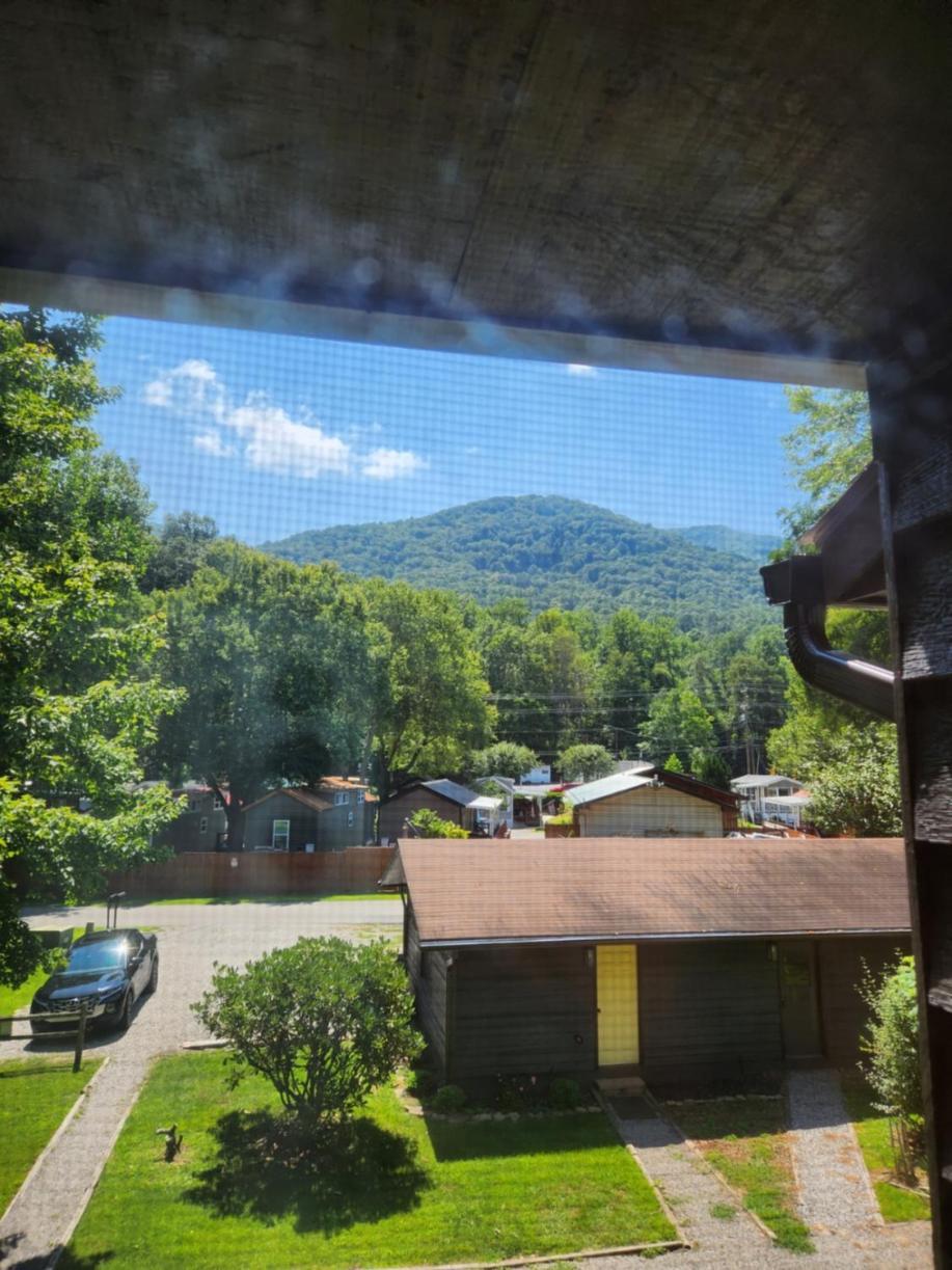 マギー・バレー J.Creek Retreat, Creekside Townhouse +1 Car Garageヴィラ エクステリア 写真